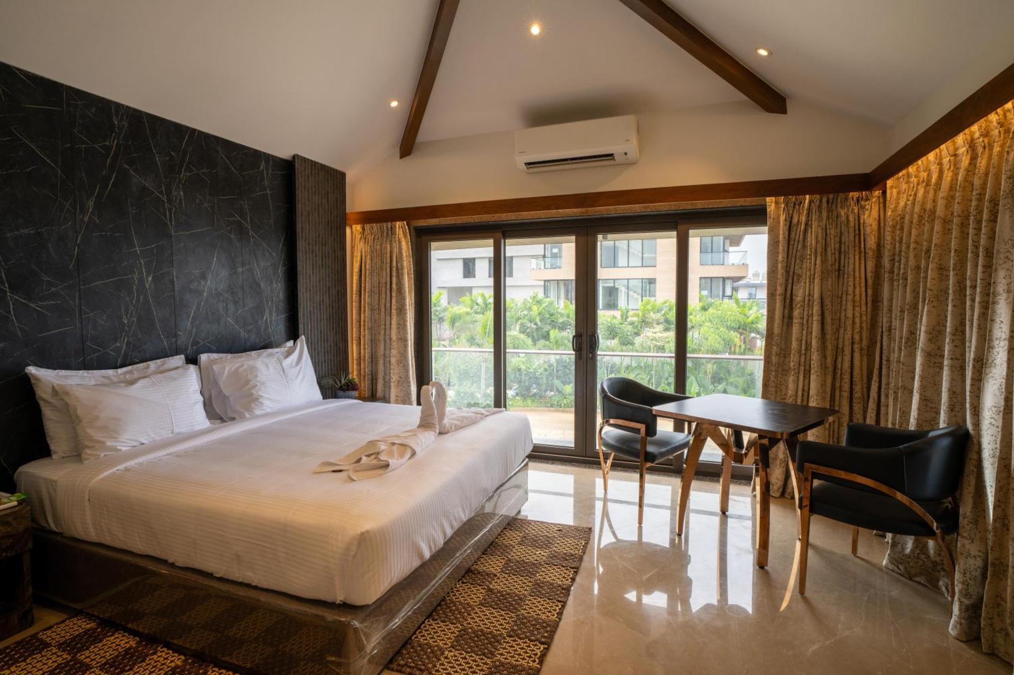 Mstays Ecr By Mirabilis Hotel Chennai Dış mekan fotoğraf