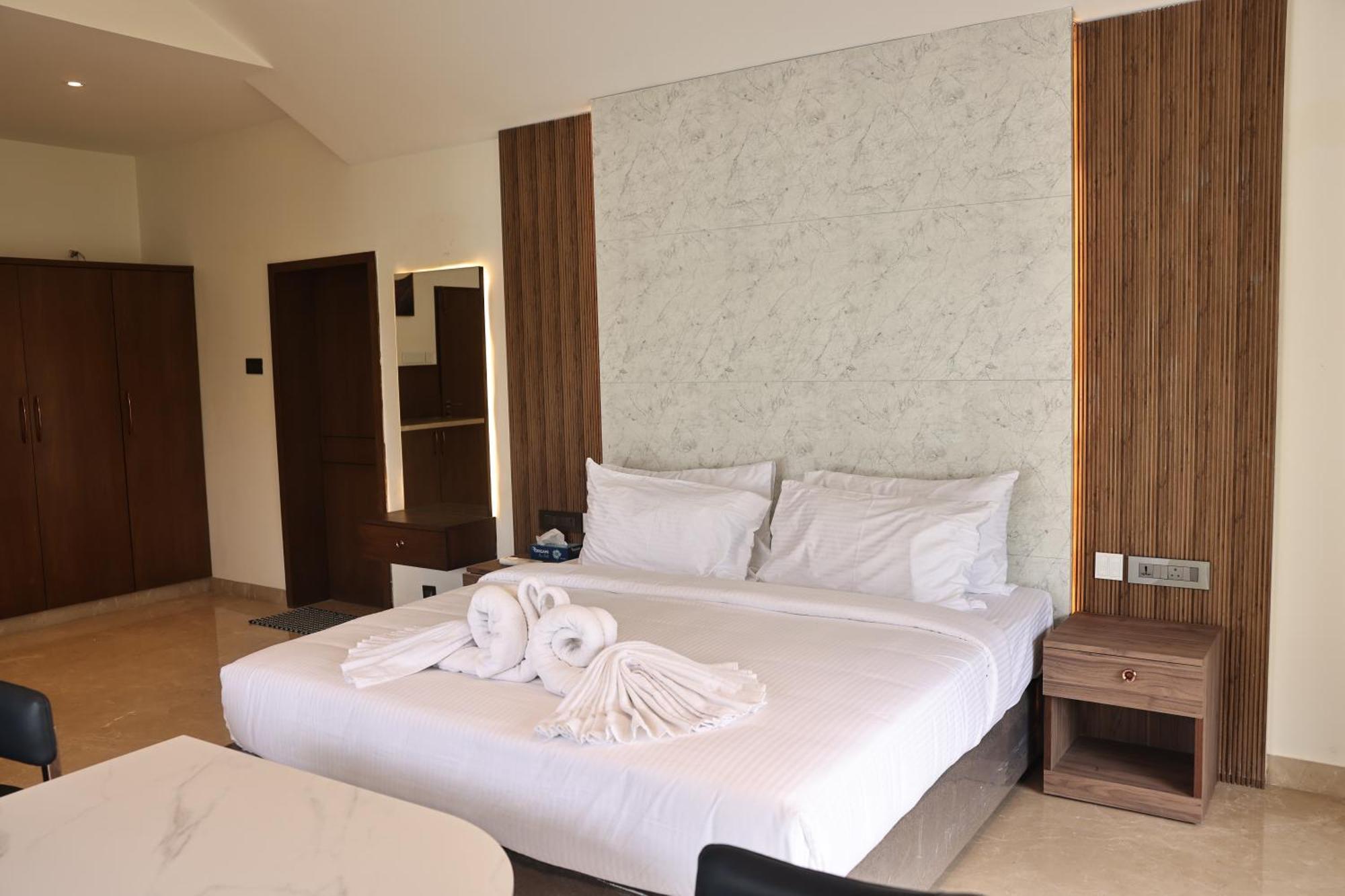 Mstays Ecr By Mirabilis Hotel Chennai Dış mekan fotoğraf