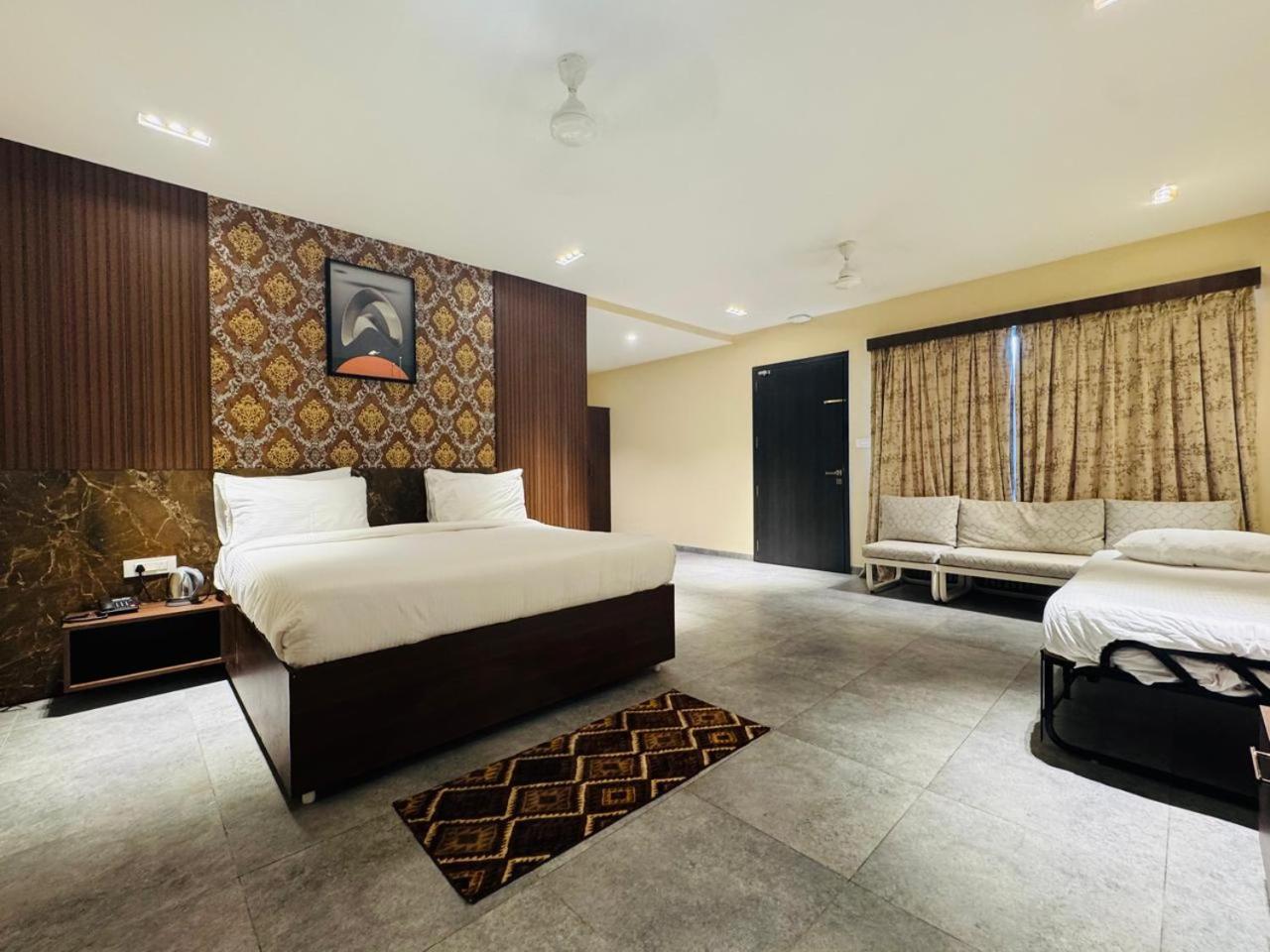 Mstays Ecr By Mirabilis Hotel Chennai Dış mekan fotoğraf